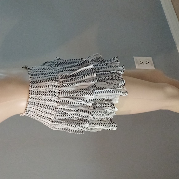 🔥🔥Muche et Muchette Anoush mini ruffle black & white skirt OS - Picture 5 of 14